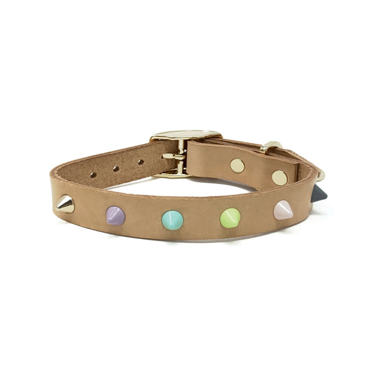 smooth spike dog collar (pastel party tan)